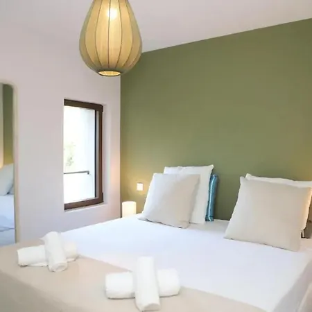 Spacieuse Avec Piscine Privee A Porto-vecchio بورتو فيكشْيو