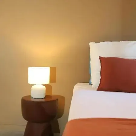 Spacieuse Avec Piscine Privee A Porto-vecchio فيلة *